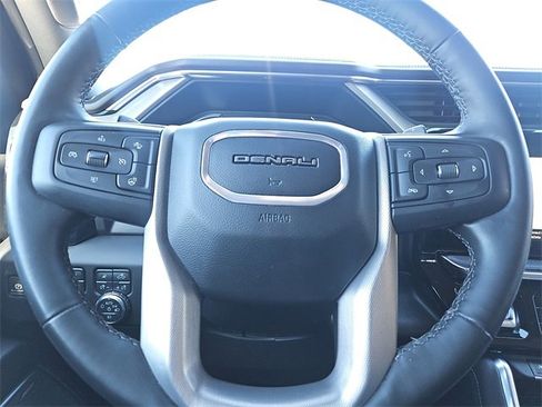 Used 2024 GMC Sierra 1500 Denali image 19