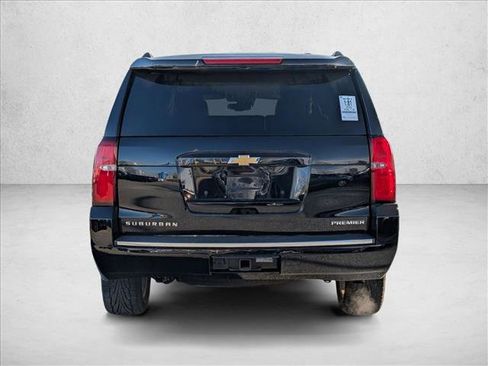 Used 2020 Chevrolet Suburban Premier AWD/4WD image 6