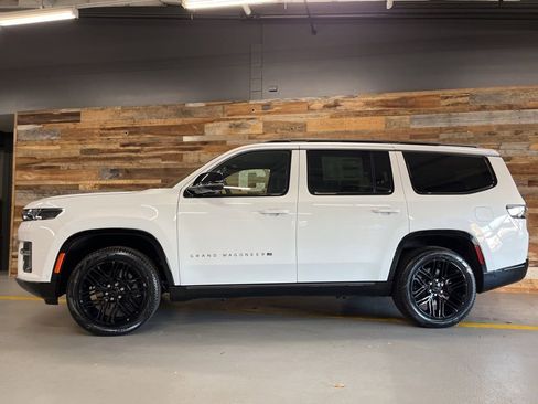 New 2026 Jeep Grand Wagoneer Limited image 19