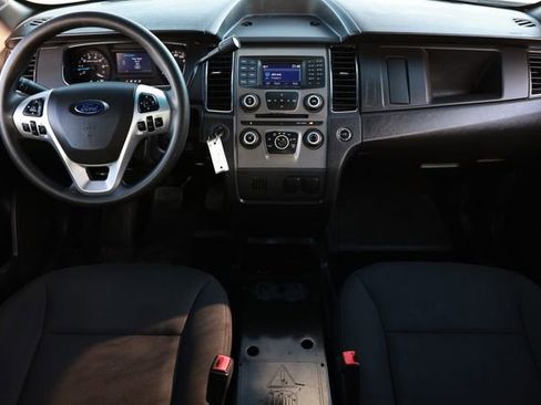 Used 2017 Ford Taurus Police Interceptor image 2