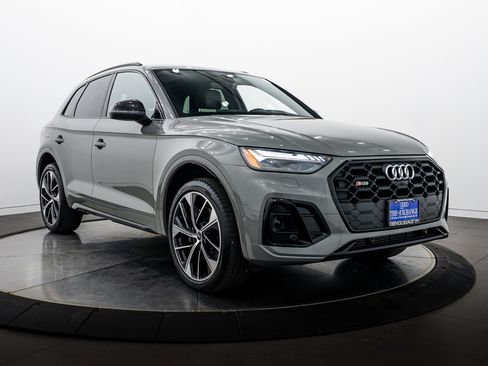 Used 2021 Audi SQ5 Prestige AWD/4WD image 2