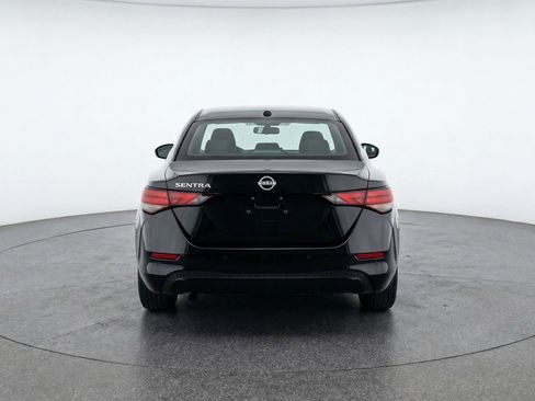 Used 2025 Nissan Sentra SV image 7