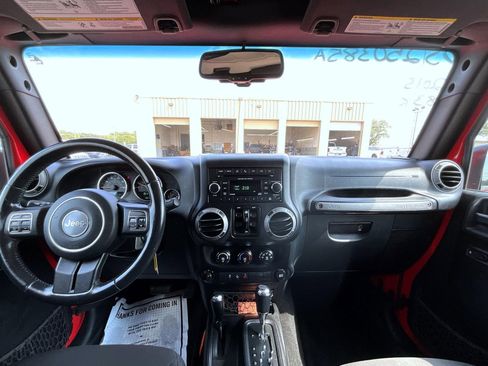 Used 2015 Jeep Wrangler Unlimited Sport w/ Quick Order Package 24S image 15