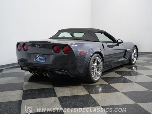 Used 2012 Chevrolet Corvette Grand Sport w/ 3LT Preferred Equipment Group RWD image 12