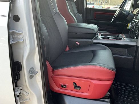 Used 2016 RAM 1500 Rebel AWD/4WD image 11