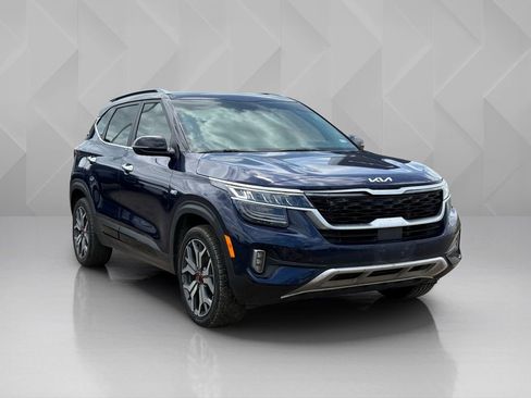 Certified 2023 Kia Seltos SX AWD/4WD image 3