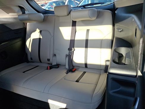 Used 2024 MAZDA CX-90 3.3 Turbo w/ Premium Package image 11