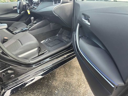 Used 2022 Toyota Corolla SE image 10