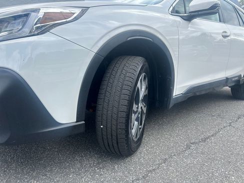 Used 2020 Subaru Outback Limited image 19