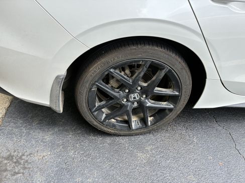 Used 2025 Honda Civic Sport image 9