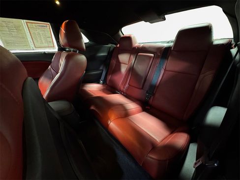 Used 2016 Dodge Challenger R/T Plus image 23