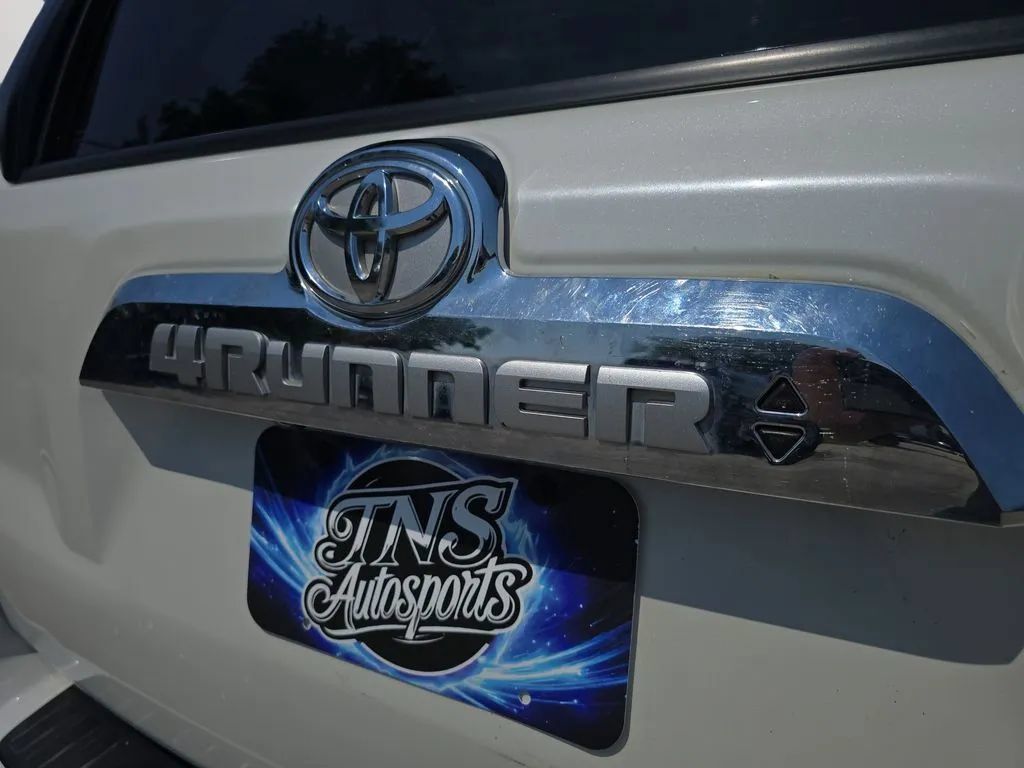 Used 2016 Toyota 4Runner Limited RWD image 33