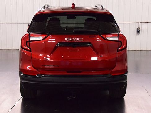 Used 2022 GMC Terrain SLE w/ Driver Convenience Package AWD/4WD image 6