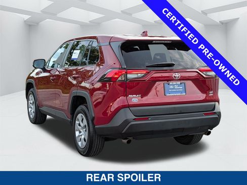 Used 2023 Toyota RAV4 LE AWD/4WD image 7