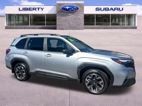 Used 2026 Subaru Forester Premium AWD/4WD image 7