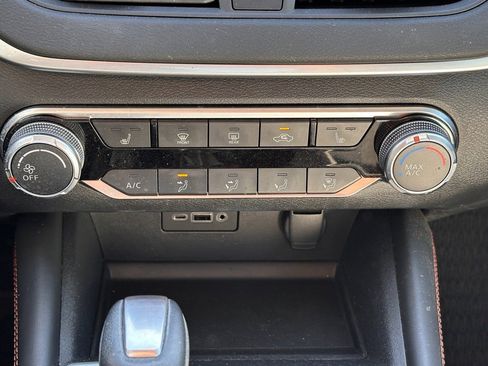 Used 2019 Nissan Altima 2.5 SR w/ SR Premium Package image 24