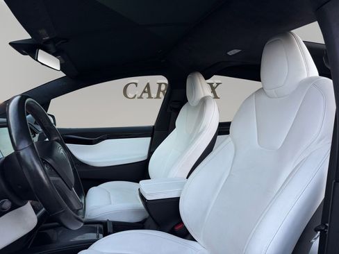 Used 2021 Tesla Model X Long Range image 9
