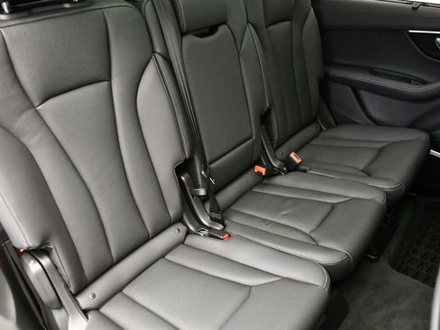 Used 2025 Audi Q7 3.0T Premium Plus w/ Premium Plus Package image 54