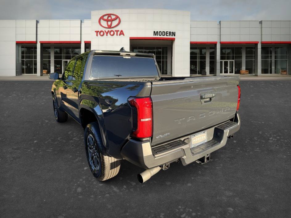 Certified 2025 Toyota Tacoma SR AWD/4WD image 33