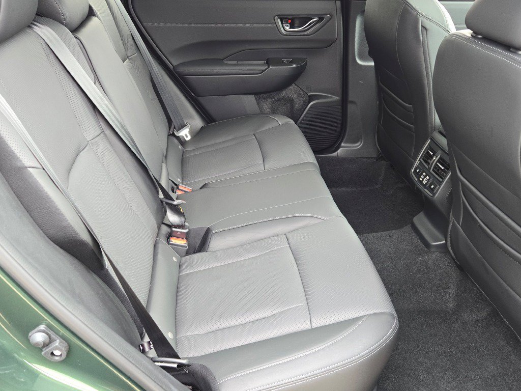 New 2026 Subaru Outback Touring AWD/4WD image 13