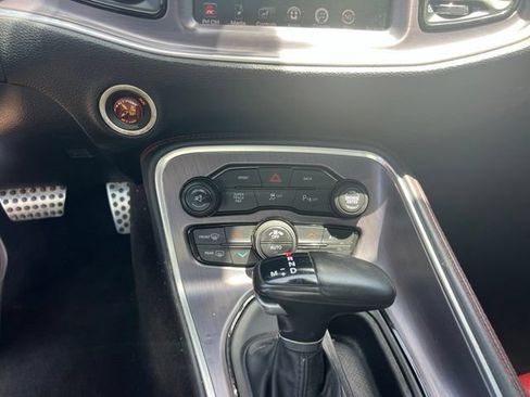Used 2016 Dodge Challenger R/T Scat Pack RWD image 19
