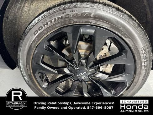 Used 2023 Kia Sorento SX AWD/4WD image 5
