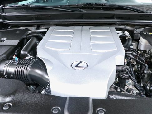 Used 2023 Lexus GX 460 Premium w/ Accessory Package AWD/4WD image 33