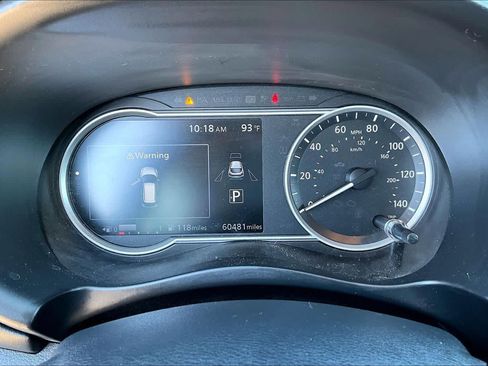 Used 2019 Nissan Kicks SR w/ SR Premium Package FWD image 21
