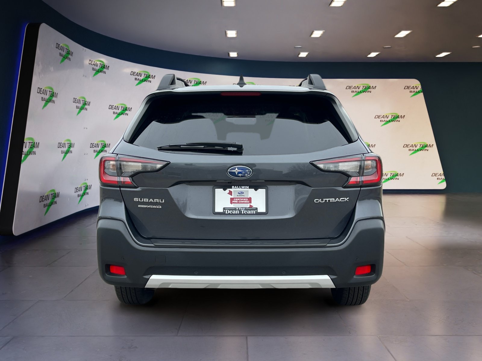 Used 2023 Subaru Outback Limited AWD/4WD image 7