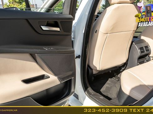 Used 2018 Jaguar XE RWD image 15
