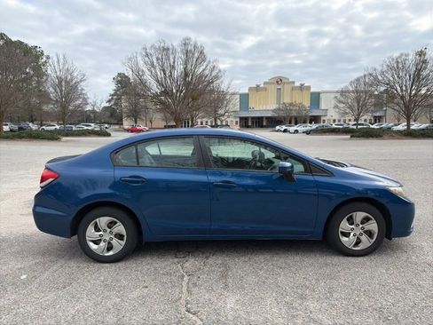 Used 2015 Honda Civic LX image 5