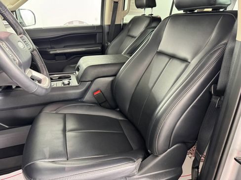 Used 2024 Ford Expedition Max XLT image 35