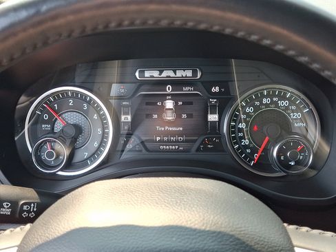 Used 2023 RAM 1500 Big Horn AWD/4WD image 25