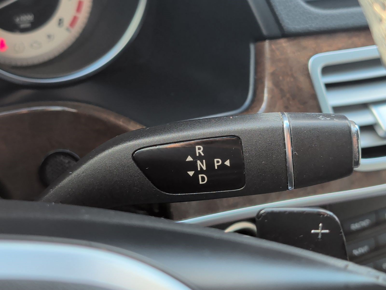 Used 2014 Mercedes-Benz E 350 Sedan image 19