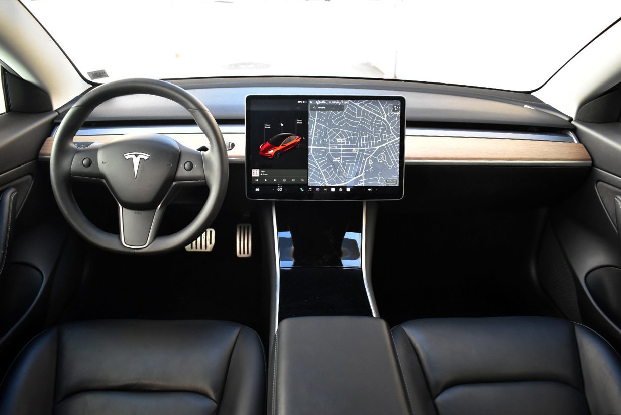 Used 2019 Tesla Model 3 Long Range RWD image 18