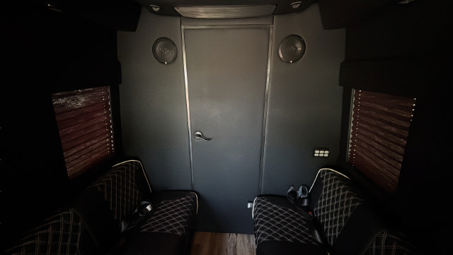 Used 2021 Mercedes-Benz Sprinter 2500 image 42