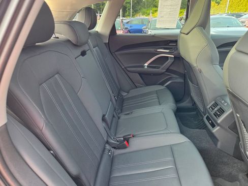 Used 2025 Audi Q5 Premium Plus AWD/4WD image 31