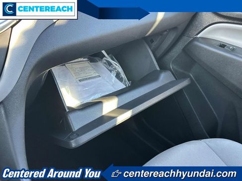 Used 2020 Chevrolet Equinox LS AWD/4WD image 30