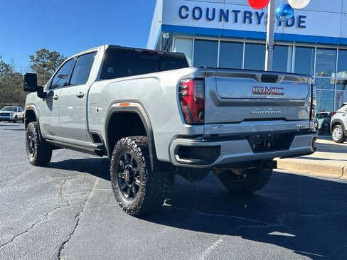 Used 2024 GMC Sierra 2500 AT4 w/ AT4 Premium Plus Package image 8