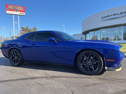 Used 2022 Dodge Challenger R/T w/ Blacktop Package image 50