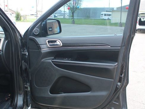 Used 2016 Jeep Grand Cherokee Limited w/ Trailer Tow Group IV image 21