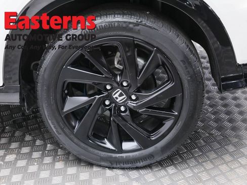 Used 2021 Honda HR-V Sport image 8