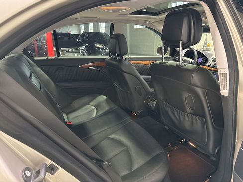 Used 2007 Mercedes-Benz E 550 Sedan image 37
