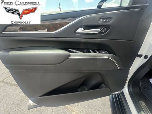 Certified 2023 Cadillac Escalade Sport Platinum AWD/4WD image 28