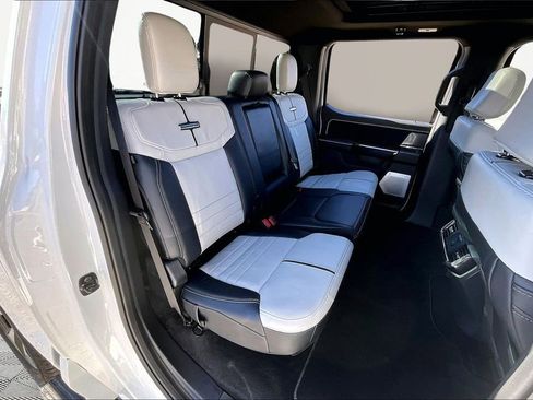 Used 2025 Ford F150 Lightning Platinum image 28