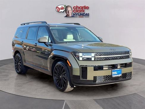 Certified 2025 Hyundai Santa Fe Calligraphy image 7