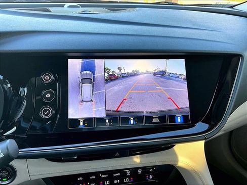 Used 2021 Buick Envision Avenir w/ Technology Package II image 22