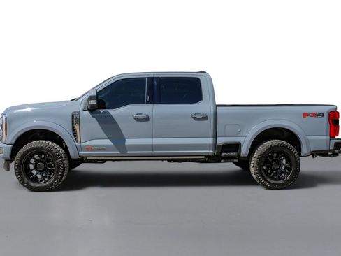 Used 2024 Ford F250 Platinum AWD/4WD image 10