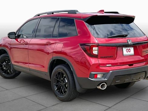 Used 2025 Honda Passport Black Edition image 12