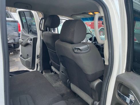 Used 2005 Nissan Frontier NISMO RWD image 28